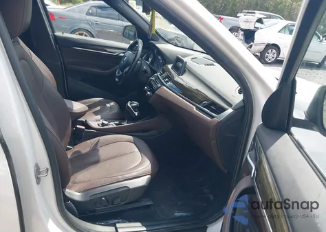 2017 BMW X1 Sdrive28I z USA, uszkodzony, nr VIN WBXHU7C37H5H33060